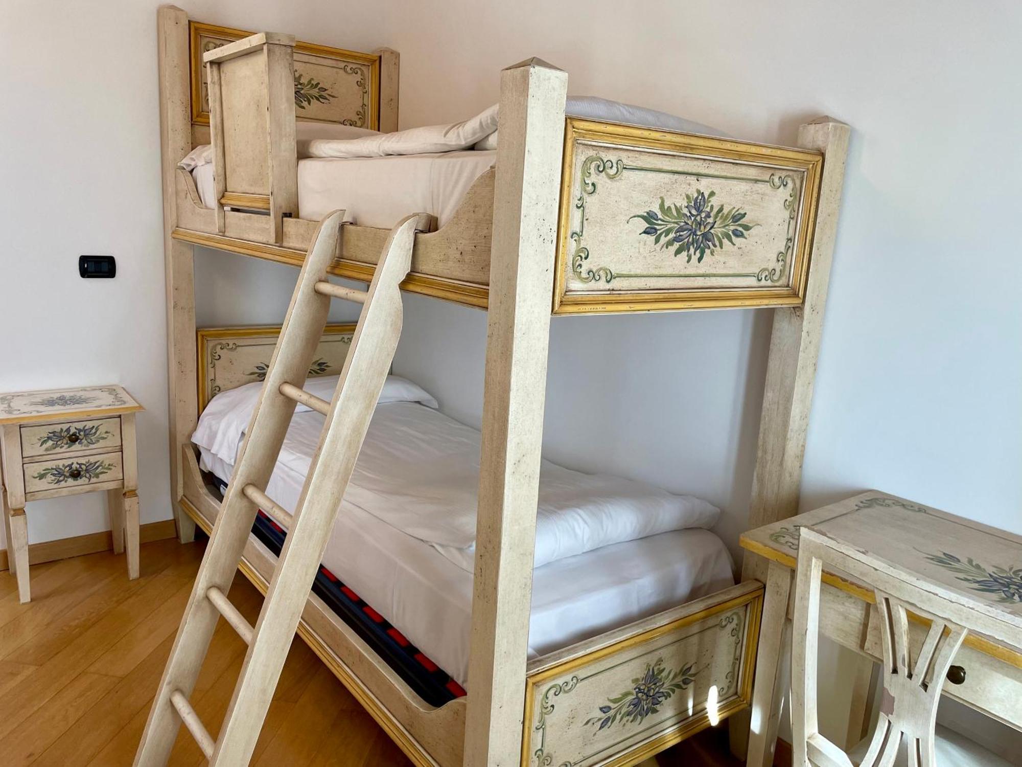 קאפרינו ורונזה Relais Fontana Rosa B&B Wellness מראה חיצוני תמונה